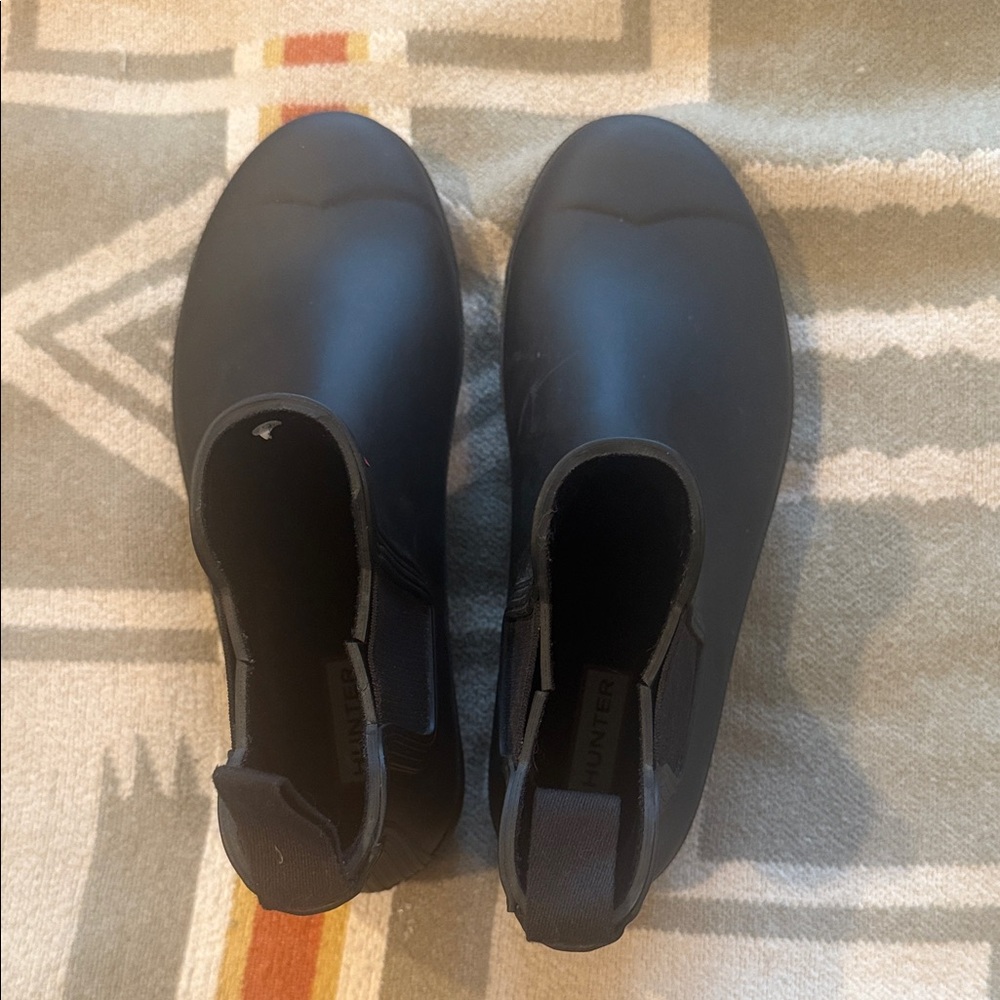 Hunter Black Chelsea Rain Boots - Picture 2 of 3